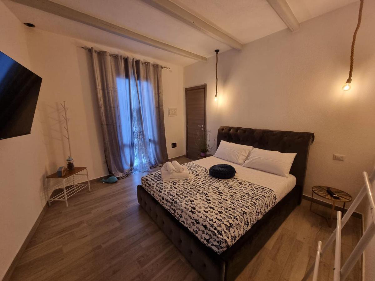 Suite Cornelia ซานตา เตเรซา กัลลูรา ภายนอก รูปภาพ